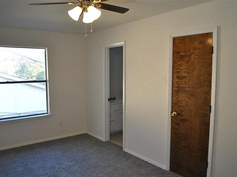 720 Ash St — Photo 6