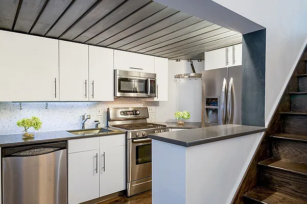 Sold by Kleier Residential | media 27