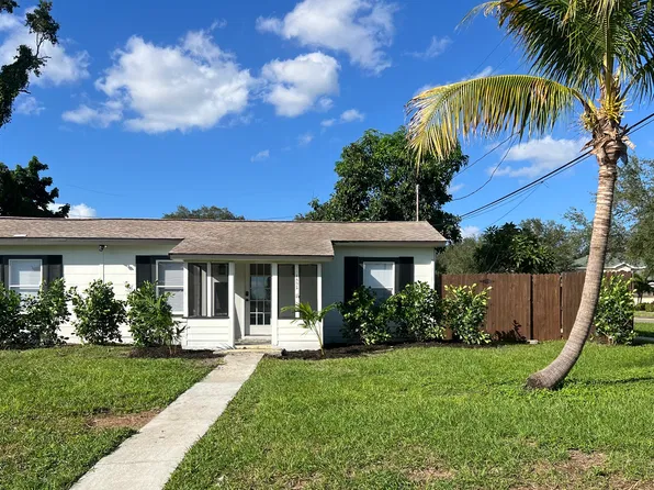 1592 Magnolia Dr, Clearwater, FL 33756