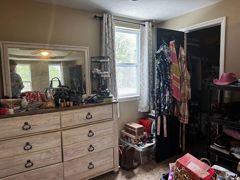 588 Blake Moore Dr — Photo 8
