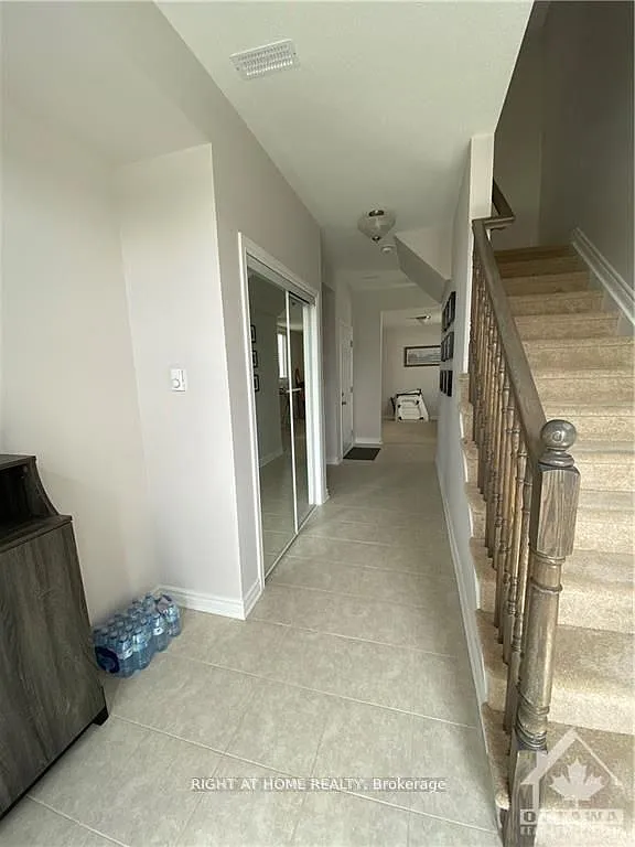 3 bed, $2,450 — Photo 2