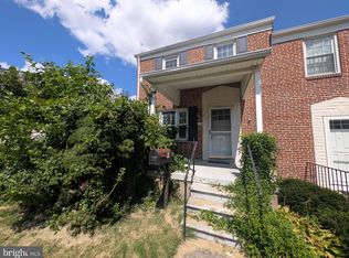 215 Medwick Garth E, Baltimore, MD 21228