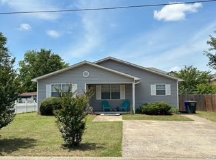 1419 Hamilton St, Conway, AR 72032