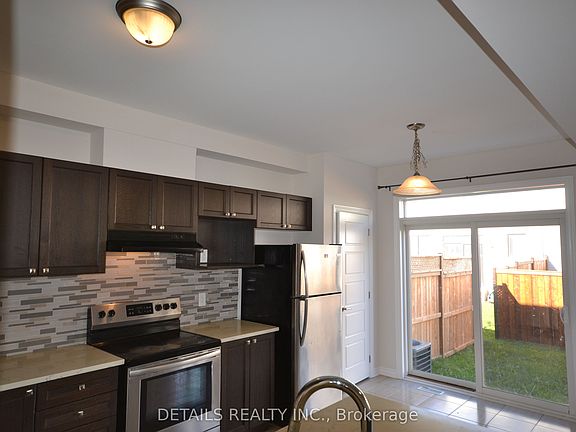 5th image of 219 Merak Way