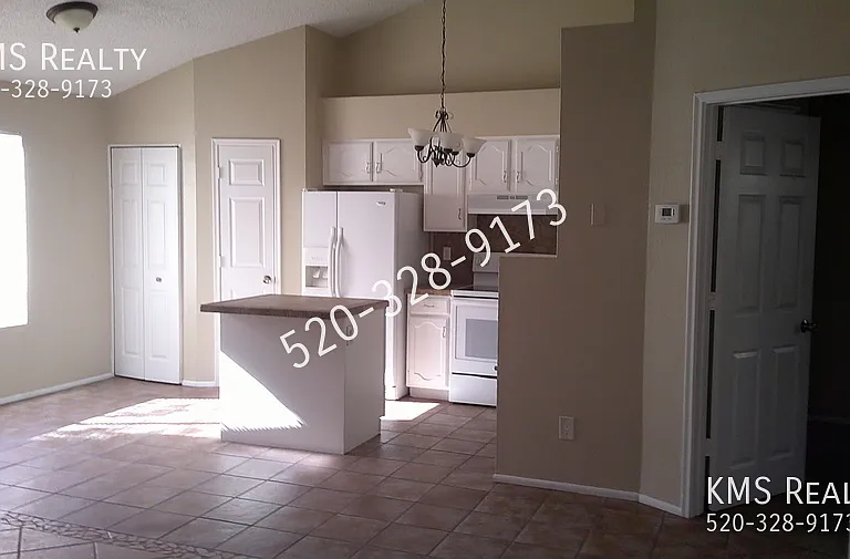2967 W Avenida Destino — Photo 5