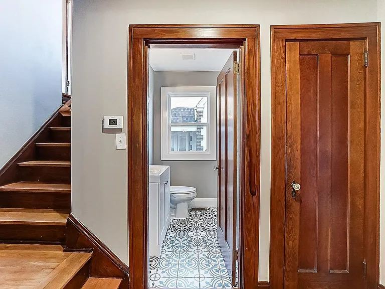 2029 Wanda Ave #1 — Photo 19