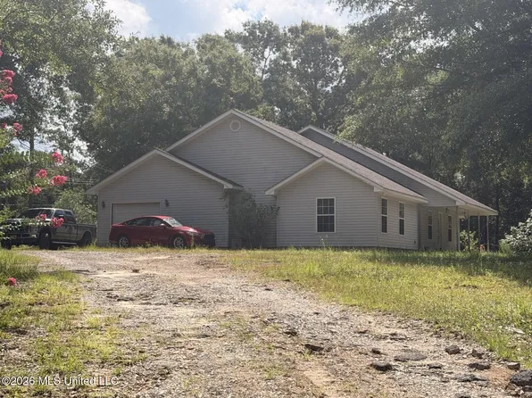 1188 State Highway 15, Perkinston, MS 39573