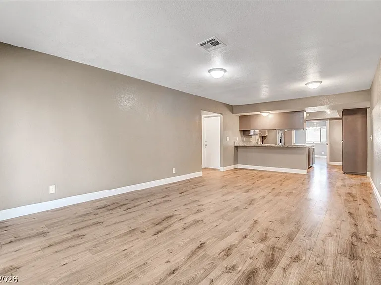4367 S Mojave Rd — Photo 17