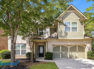 532 Suwanee Oaks Dr, Suwanee, GA 30024