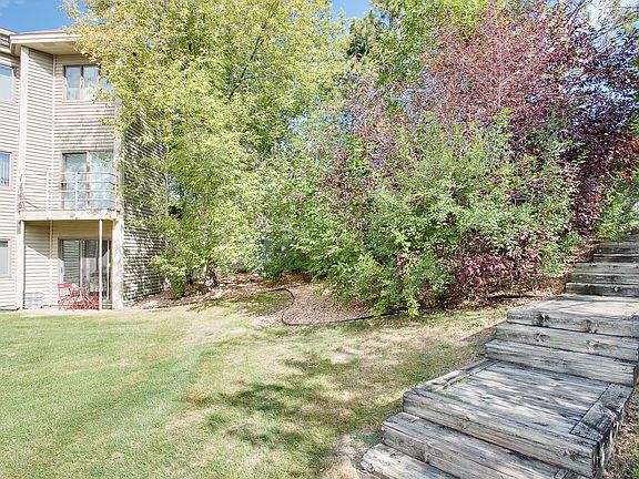 2nd image of 1392 Carling Dr APT 203