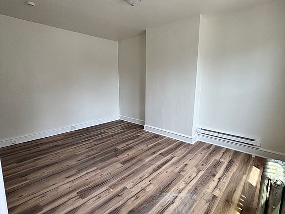 3rd image of 6315 W Girard Ave Floor 1