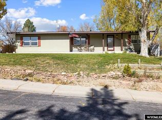 1920 Kingsboro Rd, Casper, WY 82604