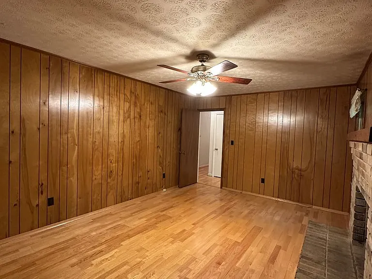 375 Segrest Cir — Photo 12