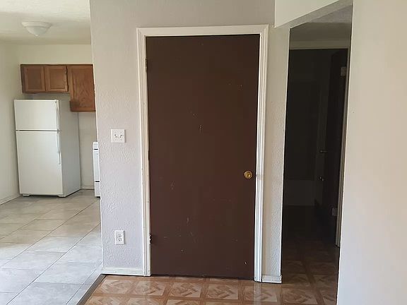 4th image of 306 Texas St NE APT B