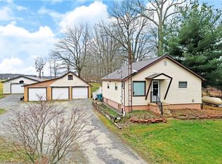 591 Peck Leach Rd, North Bloomfield, OH 44450