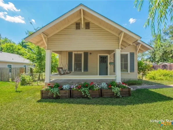 738 N Wall St, Belton, TX 76513