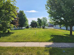 1439 Trail Side Dr, Beecher, IL 60401