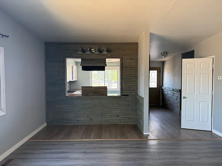 611 Talon St — Photo 8