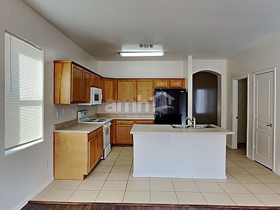 4th image of 5529 W Ellis Dr