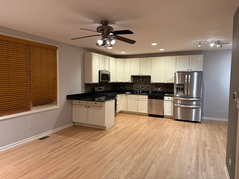 1102 N Marshfield Ave #1W — Photo 20