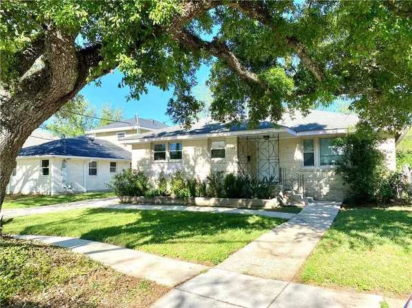 5363 Charlotte Dr, New Orleans, LA 70122
