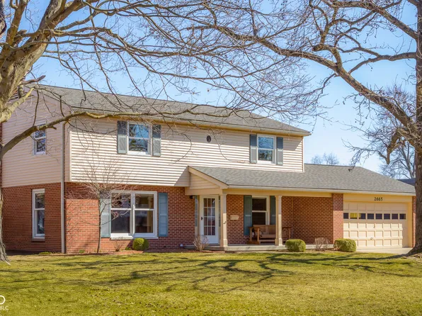 2665 Chestnut St, Columbus, IN 47201