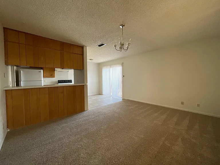3609 Hereford Dr — Photo 5