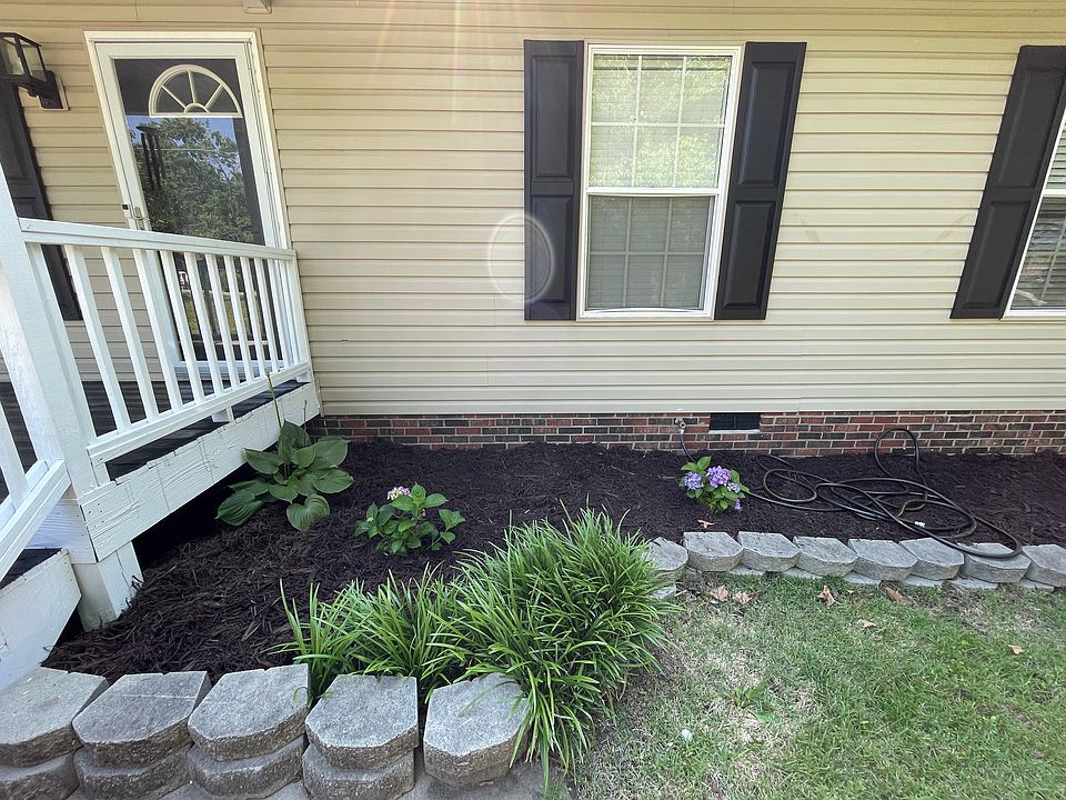 2nd image of 145 Bellevue Dr
