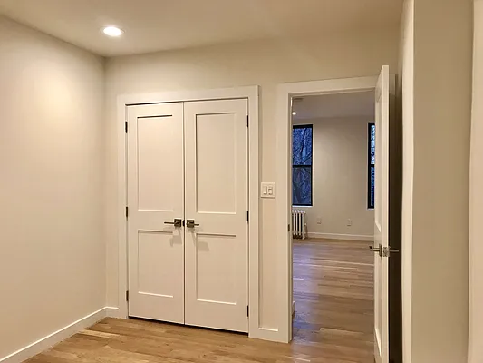 Rented by CVEK Real Estate | media 13