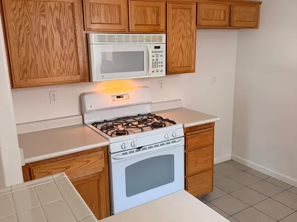 1976 Whitley Ave #1976, Corcoran, CA 93212