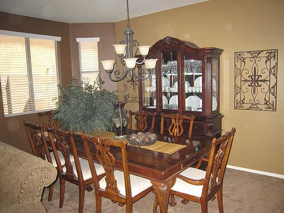 Formal Dining