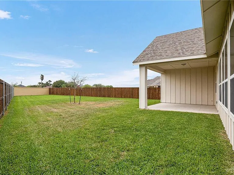 4721 Ensenada Ave — Photo 15