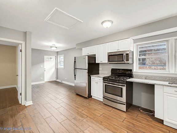 2nd image of 1357 N Lawndale Ave