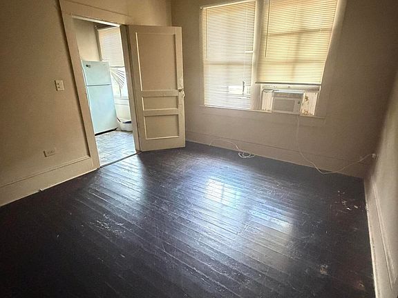 4th image of 610 & 612 Charles St