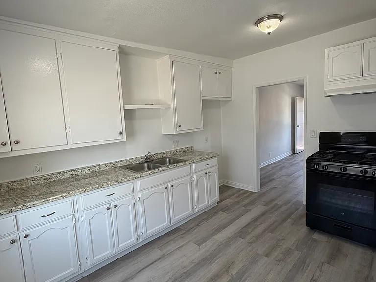 7723 Walker Ave #3 — Photo 7