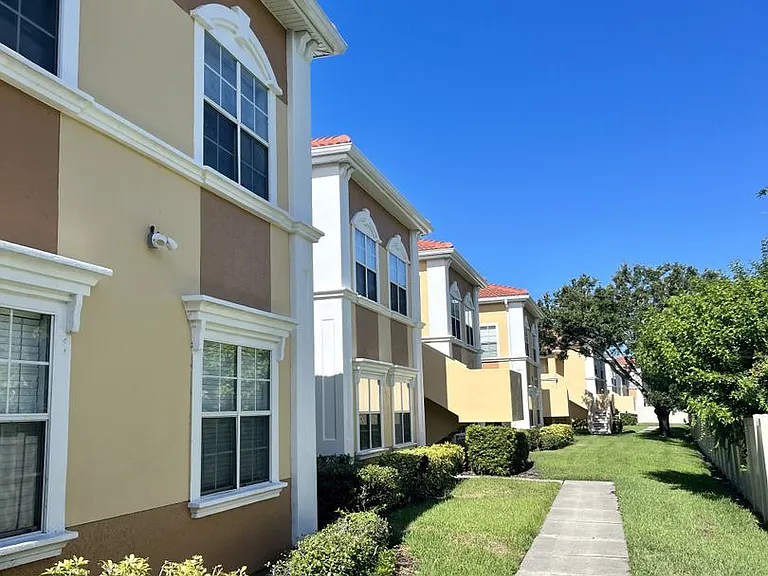 1155 Villagio Cir #106 — Photo 3