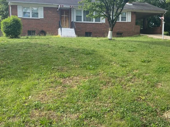 1903 Deerfield Ct, Oxon Hill, MD 20745