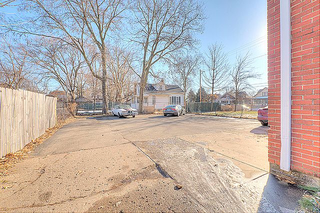 1st image of 1530 10th St