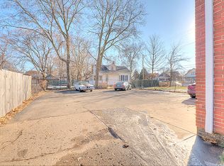 1530 10th St, Rockford, IL