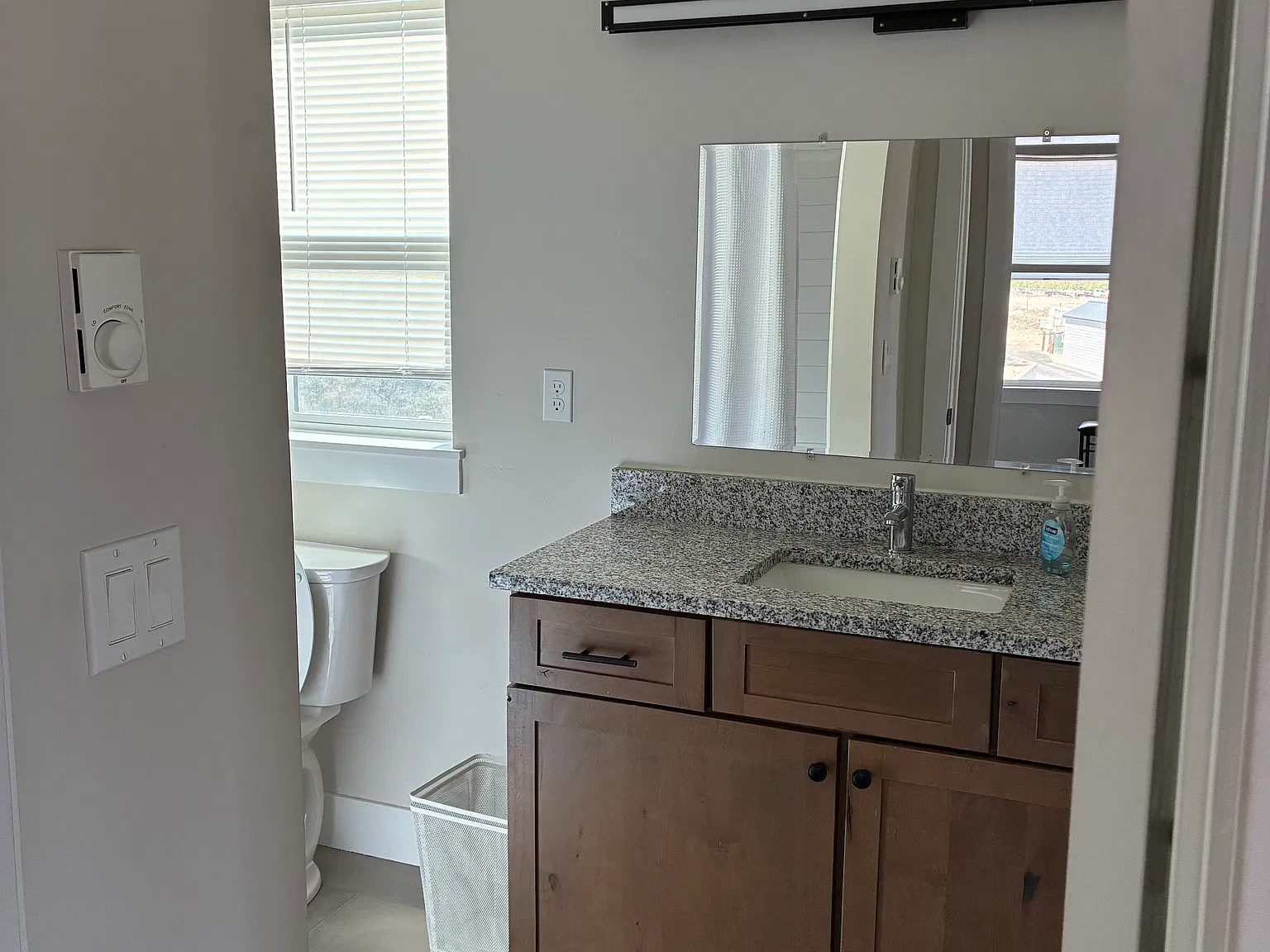 1 bed, 500 sqft, $1,650 — Photo 3