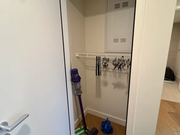 121 Stewart St #1001, Seattle, WA 98101