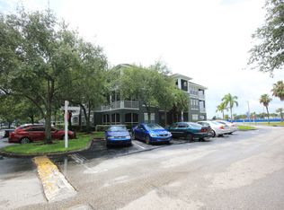 9401 Crescent Loop Cir APT 103, Tampa, FL 33619