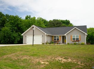 208 Ky Creed Ln, Rainsville, AL 35986
