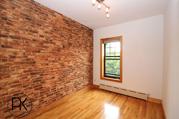 Rented by Proper Real Estate, LLC | media 8