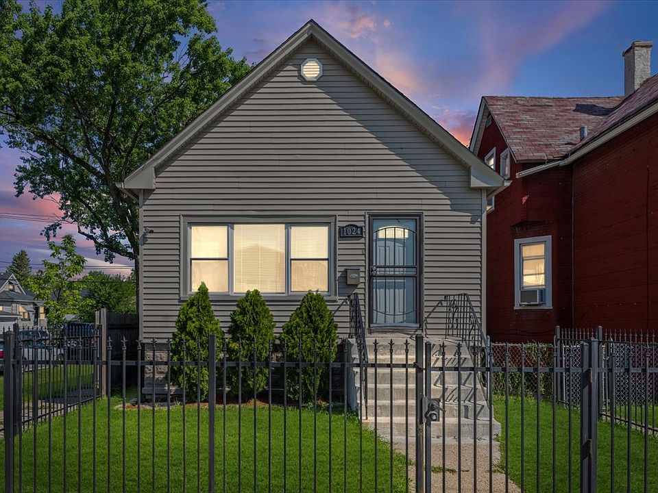 1st image of 1024 W 103rd St