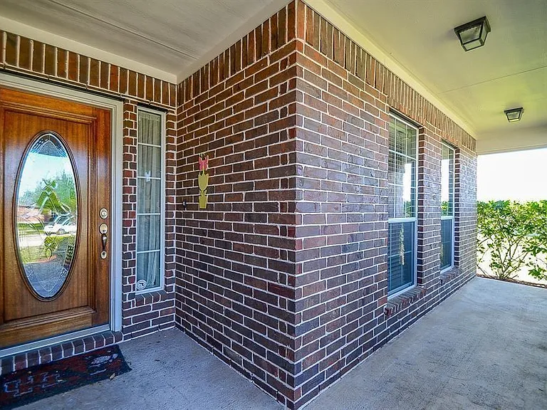 6510 Ashland Terrace Ln — Photo 3