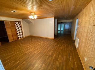 5212 13th St, Port Arthur, TX 77642