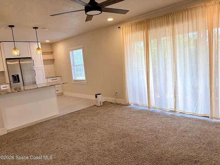 909 S Colonial Ct #C — Photo 8