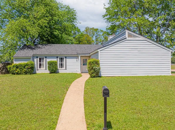 1601 Shely St, Longview, TX 75604