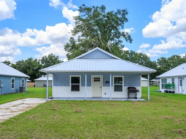 1265 County Road 443, Lake Panasoffkee, FL 33538